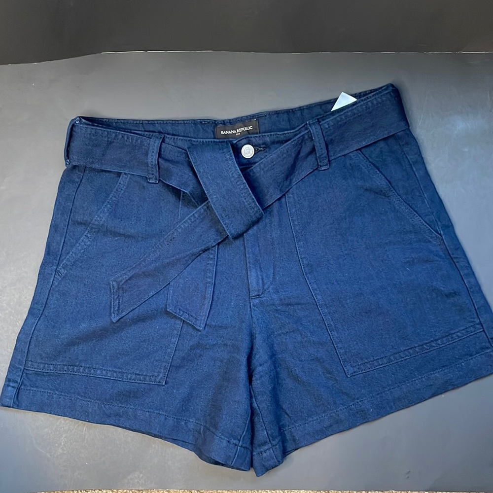 Banana Republic Factory Shorts Womens Size 10 NWT